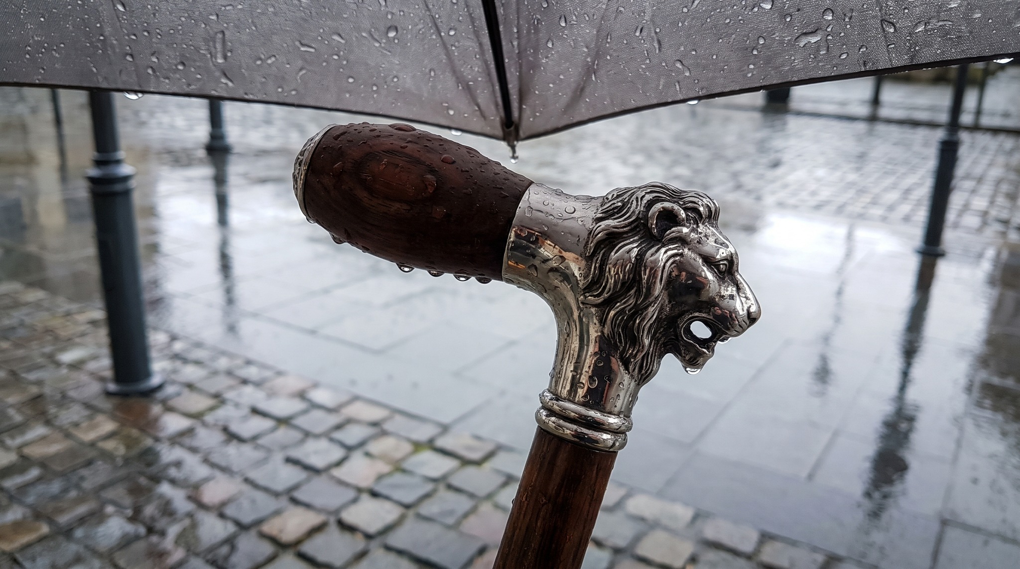 Guy de Jean: Details am Griff, die Handarbeit verraten