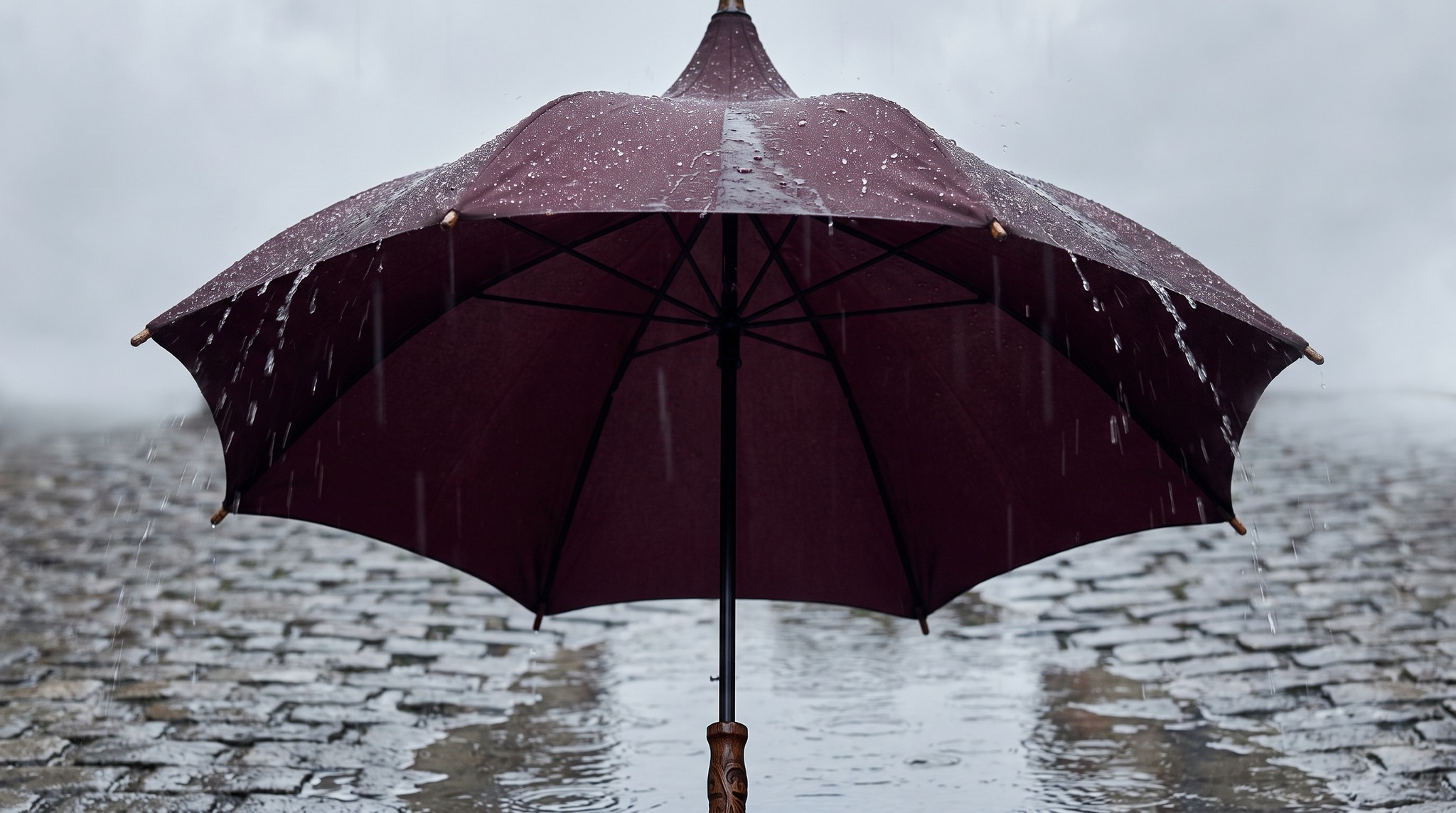 Pagodendach bei Seitenwind: wie die Form den Regen lenkt