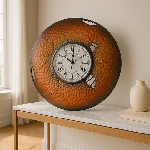 Horloges Murales présenté dans un intérieur raffiné