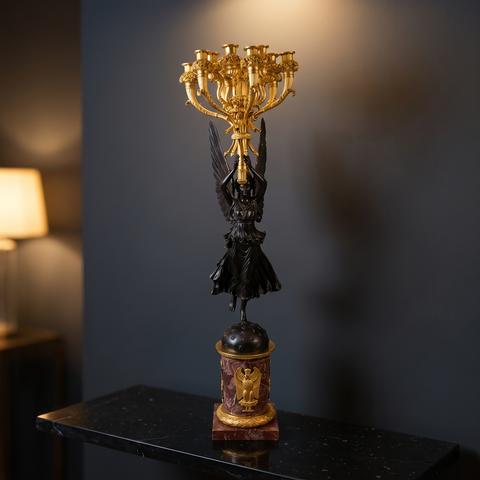 Chandelier en bronze doré à figure d'ange