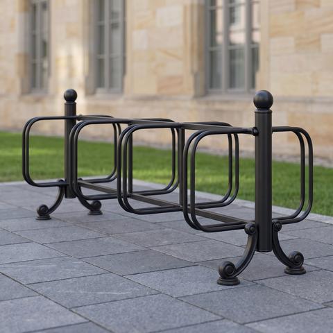 Fahrradständer aus Gusseisen auf einem Stadtplatz