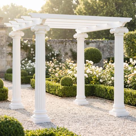 Pergola mit Säulen im Rosengarten