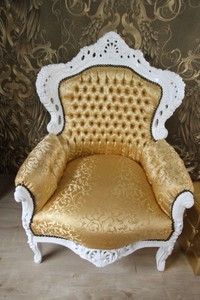 Casa Padrino Sillón Barroco King Estilo Antiguo Patrón Oro / Blanco 85 x 85 x A. 120 cm Casa Padrino Sillón Barroco King Estilo Antiguo Patrón Oro / Blanco 85 x 85 x A. 120 cm