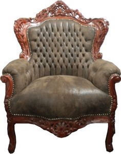 Casa Padrino Sillón Barroco King Estilo Antiguo de Madera Maciza en símil piel Marrón 85 x 85 x H. 120 cm Casa Padrino Sillón Barroco King Estilo Antiguo de Madera Maciza en símil piel Marrón 85 x 85 x H. 120 cm