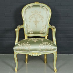 Casa Padrino Sillón de Salón Barroco Medaillon Mod1 con Reposabrazos Verde Claro / Oro - Estilo Antiguo - 67 x 68 x 98 cm