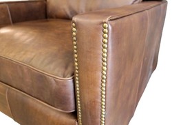 Casa Padrino Luxury Leather Armchair English Style Vintage Light Brown 100 x 100 x H. 89 cm - Genuine Leather Furniture Casa Padrino Luxury Leather Armchair English Style Vintage Light Brown 100 x 100 x H. 89 cm - Genuine Leather Furniture