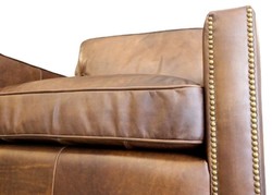 Casa Padrino Luxury Leather Armchair English Style Vintage Light Brown 100 x 100 x H. 89 cm - Genuine Leather Furniture Casa Padrino Luxury Leather Armchair English Style Vintage Light Brown 100 x 100 x H. 89 cm - Genuine Leather Furniture