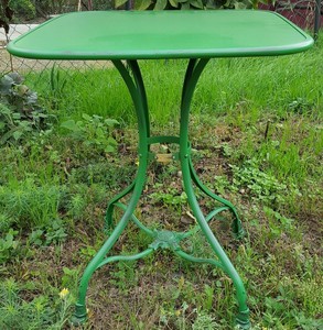 Casa Padrino Gartentisch 60 x 60 x H. 75 cm - verschiedene Farben - Schmiedeeisen Gartenmöbel 