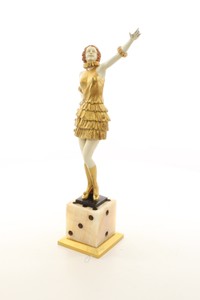 luxus barock skulptur dame gold mit würfel luxus barock skulptur dame gold mit würfel