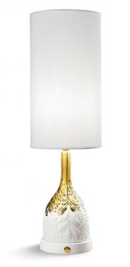 Casa Padrino lampe de table de luxe en porcelaine blanc / or H53 x 17 cm - lampe de table d'éclairage de luxe Casa Padrino lampe de table de luxe en porcelaine blanc / or H53 x 17 cm - lampe de table d'éclairage de luxe