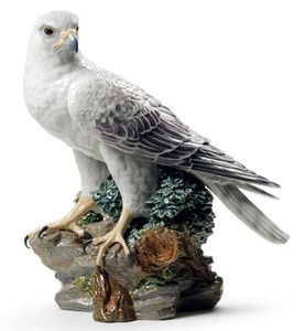 casa padrino luxus porzellan figur skulptur falke gerfalke wohnzimmer hotel restaurant deko accessoires möbel
