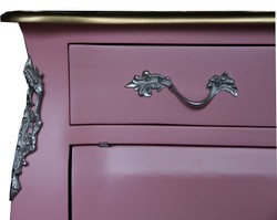 Casa Padrino Commode baroque rose / marron avec un tiroir et 2 portes H. 88 cm - Fait à la main en bois massif Edition Limitée Casa Padrino Commode baroque rose / marron avec un tiroir et 2 portes H. 88 cm - Fait à la main en bois massif Edition Limitée