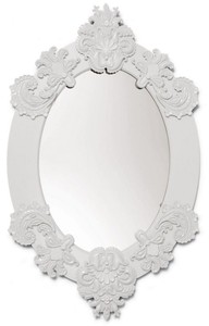 Casa Padrino Espejo de Pared de Diseño Blanco 58 x H. 93 cm en Madera Maciza y Porcelana