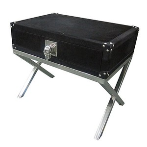 Cráneo consola de Casa Padrino con piel sintética negra 60x40x50cm Cráneo consola de Casa Padrino con piel sintética negra 60x40x50cm