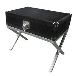Crâne console Casa Padrino avec fausse fourrure noire 60x40x50cm Crâne console Casa Padrino avec fausse fourrure noire 60x40x50cm