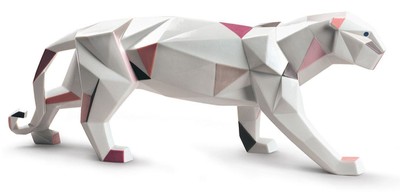 Casa Padrino Sculpture Panthère de Luxe en Porcelaine Blanc / Multicolore 50 x H. 19 cm - Figurine Décorative Faite et Peinte à la Main