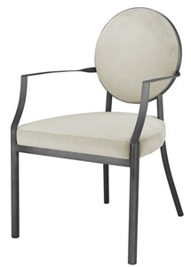 Casa Padrino sedia da pranzo con braccioli argento opaco / grigio chiaro 60,5 x 60 x H. 91 cm - Arredamento di Lusso per la Sala da Pranzo