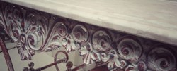 Casa Padrino Art Nouveau Garden Table in Wrought Iron and Marble, Antique Red and White, 130 x 80 x H. 75 cm