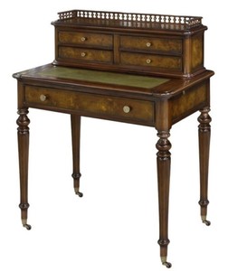 Casa Padrino tavolo da segretaria in mogano con 5 cassetti marrone / verde 79 x 50 x H. 101 cm - Qualità di Lusso