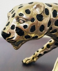 Casa Padrino luxury bronze figure cheetah silver / black 62 x 14 x H. 18 cm - Luxury Quality