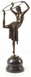 casa padrino luxus bronzefigur skulptur hula hoop tänzerin mit marmorsockel wohnzimmer hotel restaurant club bar deko accessoires möbel