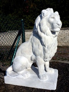 Casa Padrino escultura de lujo de la sentado león 52 x 102 x H. 140 cm - Magnífica Figura Deco de Jardín Casa Padrino escultura de lujo de la sentado león 52 x 102 x H. 140 cm - Magnífica Figura Deco de Jardín