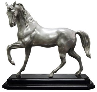 Casa Padrino figurine en bronze de luxe avec socle en bois argent / noir 42 x 17 x H. 40 cm - Figurine Décorative en Métal Argenté