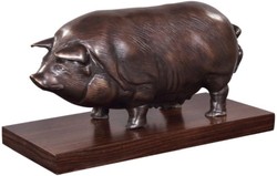 casa padrino luxus designer wohnzimmer hotel restaurant club bar büro deko accessoires schwein figur bronzefigur skulptur mit holzsockel