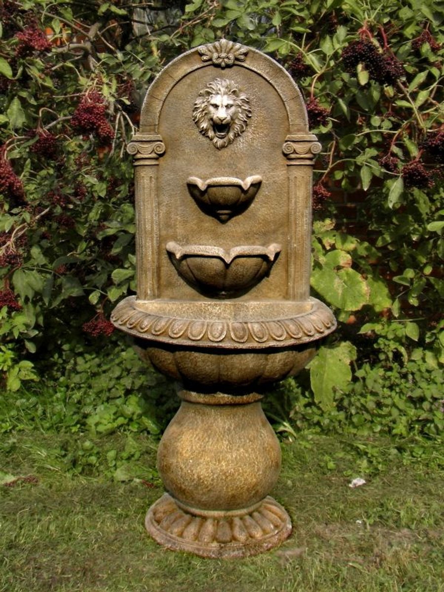 Casa Padrino Barock Wandbrunnen Löwe 45 x H. 103 cm - Kunststein Gartenbrunnen im Barockstil