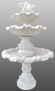 Casa Padrino Fuente / Fuente de Jardín Art Nouveau Ø 130 x H. 205 cm - Fuente de Piedra Artificial con Palomas Decorativas