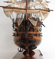 Casa Padrino Buque Insignia HMS Victory de Lujo Marrón / Multicolor 97 x 29 x H. 83 cm - British Deco Barco Velero Hecho a Mano de Madera