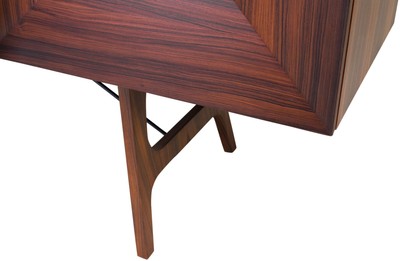 Casa Padrino Luxus Rosenholz Sideboard mit 2 Türen und 3 Schubladen Braun 200 x 50 x H. 90 cm - Luxus Qualität