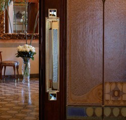 Casa Padrino Set di Maniglia per Porte di Lusso con Cristallo Swarovski Oro 6 x H. 38 cm - Accessori dell'Hotel