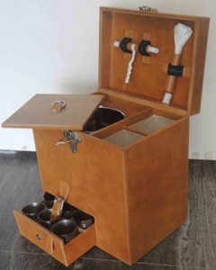 Casa Padrino mini bar / bar della valigia in vera pelle con accessori 32 x 23 x H. 36 cm - Qualità di Lusso
