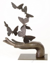 Casa Padrino diseñador escultura mano con mariposas bronce 26,7 x 13,7 x H. 33,5 cm - Decoración de Lujo