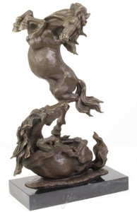Casa Padrino sculpture en bronze de luxe chevaux de combat en bronze / noir 33 x 14,3 x H. 51 cm - Figurine Bronze à Déco