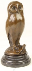 Casa Padrino figura di bronzo di lusso giovane gufo con base in marmo bronzo / nero Ø 12,1 x H. 24,7 cm - Figura di Decorazione di Lusso