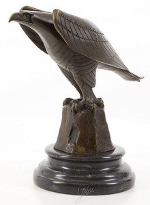 Casa Padrino diseñador águila escultura bronce / negro 21,1 x 12,1 x H. 20,6 cm - Figura de Bronce de Lujo