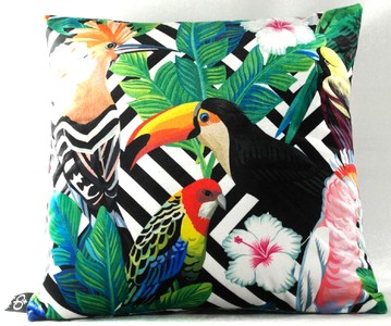 Casa Padrino Luxury Cushion Miami Parrots & Flowers Black / White / Multicolor 45 x 45 cm - Finest Velvet - Living Room Decorative Pillow Casa Padrino Luxury Cushion Miami Parrots & Flowers Black / White / Multicolor 45 x 45 cm - Finest Velvet - Living Room Decorative Pillow