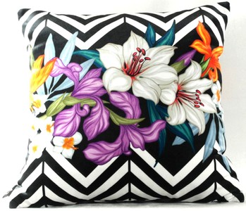 Casa Padrino Cuscino per Soggiorno Georgia Flowers Nero / Bianco / Multicolore 45 x 45 cm - Tessuto in Velluto Pregiato - Accessori di Lusso per la Decorazione Casa Padrino Cuscino per Soggiorno Georgia Flowers Nero / Bianco / Multicolore 45 x 45 cm - Tessuto in Velluto Pregiato - Accessori di Lusso per la Decorazione
