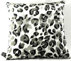 Casa Padrino Cuscino Decorativo per Soggiorno di Lusso Milwaukee Bianco / Nero / Grigio 45 x 45 cm - Tessuto di Velluto Pregiato - Collezione di Lusso Casa Padrino Cuscino Decorativo per Soggiorno di Lusso Milwaukee Bianco / Nero / Grigio 45 x 45 cm - Tessuto di Velluto Pregiato - Collezione di Lusso