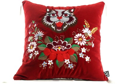 Casa Padrino almohada de lujo con borlas gato rojo / multicolor 45 x 45 cm - Tejido de Terciopelo Más Fino - Almohada de la Sala Casa Padrino almohada de lujo con borlas gato rojo / multicolor 45 x 45 cm - Tejido de Terciopelo Más Fino - Almohada de la Sala