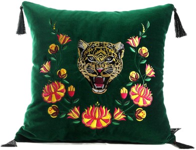 Casa Padrino luxury pillow with tassels tiger green / multicolor 45 x 45 cm - Finest Velvet Fabric - Luxury Quality Casa Padrino luxury pillow with tassels tiger green / multicolor 45 x 45 cm - Finest Velvet Fabric - Luxury Quality