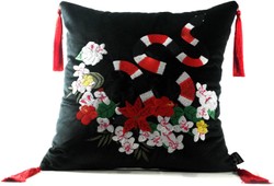 Casa Padrino oreiller de luxe avec pompons serpent noir / multicolore 45 x 45 cm - Velours de Qualité Supérieure - Qualité de Luxe Casa Padrino oreiller de luxe avec pompons serpent noir / multicolore 45 x 45 cm - Velours de Qualité Supérieure - Qualité de Luxe