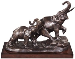Casa Padrino elefantes de bronce sobre base de madera color bronce / marrón 42 x 17 x H. 33 cm - Figuras Decorativas de Bronce de Lujo