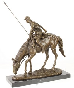 Casa Padrino sculpture en bronze de luxe de soldat avec un cheval en bronze / or / noir 43,9 x 15 x H. 43,2 cm - Figurine Bronze Déco