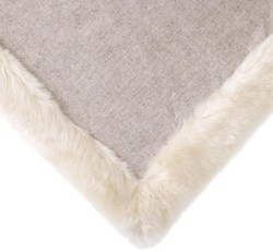 Casa Padrino luxury bedspread / blanket white 170 x 145 cm - Faux Fur Blanket