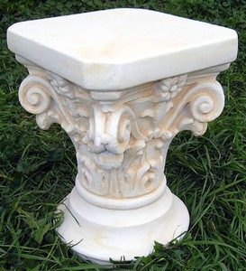 Casa Padrino Pilastro Barocco Bianco / Beige 31 x 19 x H. 41 cm - Magnifica Pilastro da Giardino in Stile Barocco