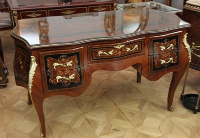 Casa Padrino Barock Sekretär Braun Intarsien 140 x 68 x H83 mit abnehmbarer Glasplatte und goldenen Beschlägen