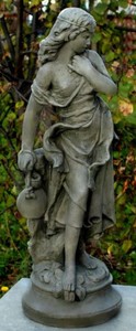 Casa Padrino Art Nouveau Decoración de Jardín Escultura / Estatua Chica con una Jarra Pequeña Gris 26 x 23 x H. 67 cm - Figura de Piedra Escultura de Jardín